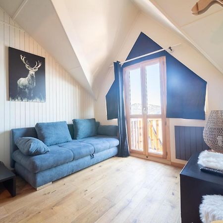 レ・ザングルLe Cerf - Duplex Avec Superbe Vue Montagneアパートメント エクステリア 写真