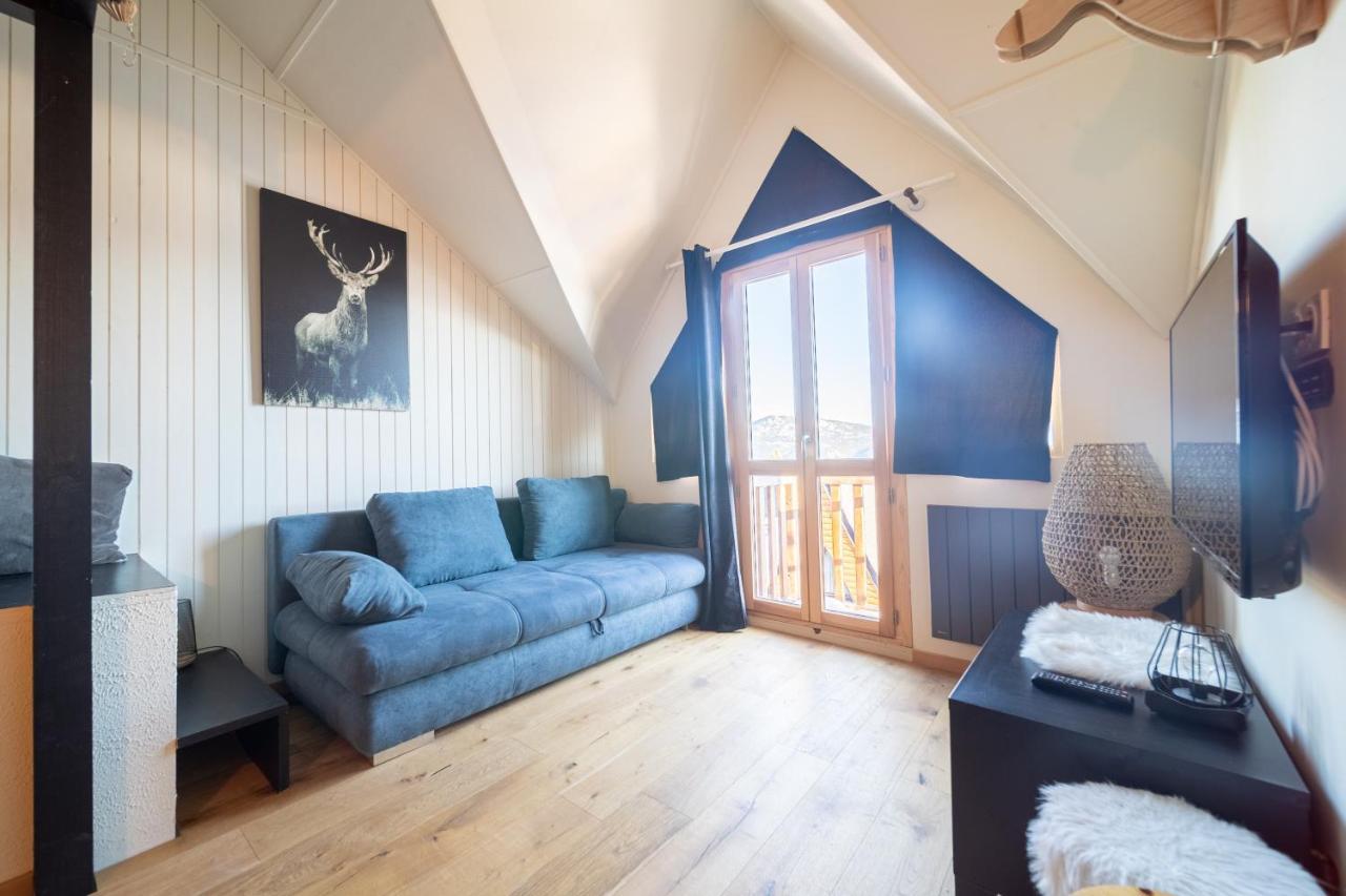 レ・ザングルLe Cerf - Duplex Avec Superbe Vue Montagneアパートメント エクステリア 写真