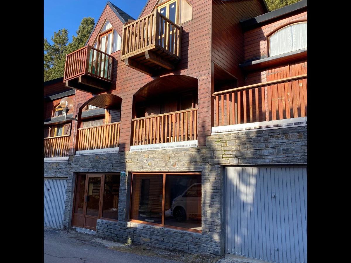 レ・ザングルLe Cerf - Duplex Avec Superbe Vue Montagneアパートメント エクステリア 写真