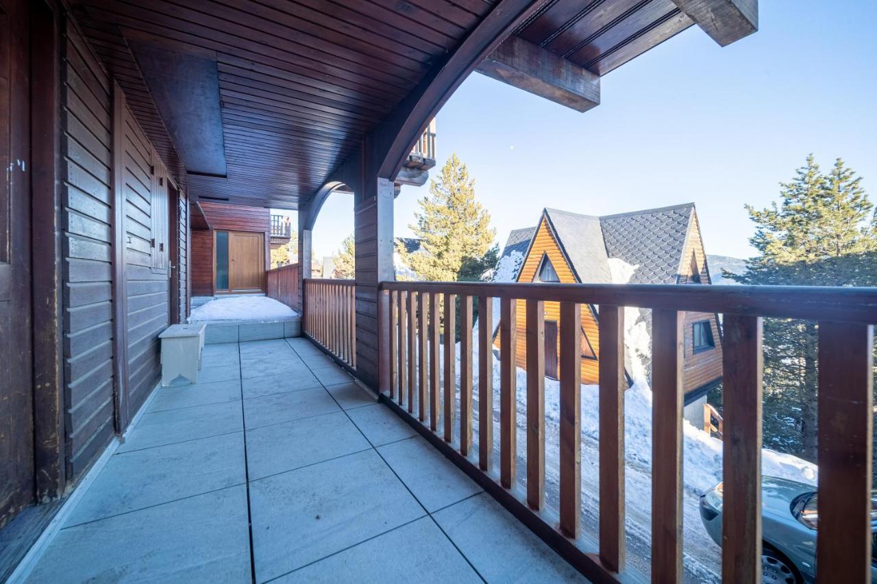 レ・ザングルLe Cerf - Duplex Avec Superbe Vue Montagneアパートメント エクステリア 写真