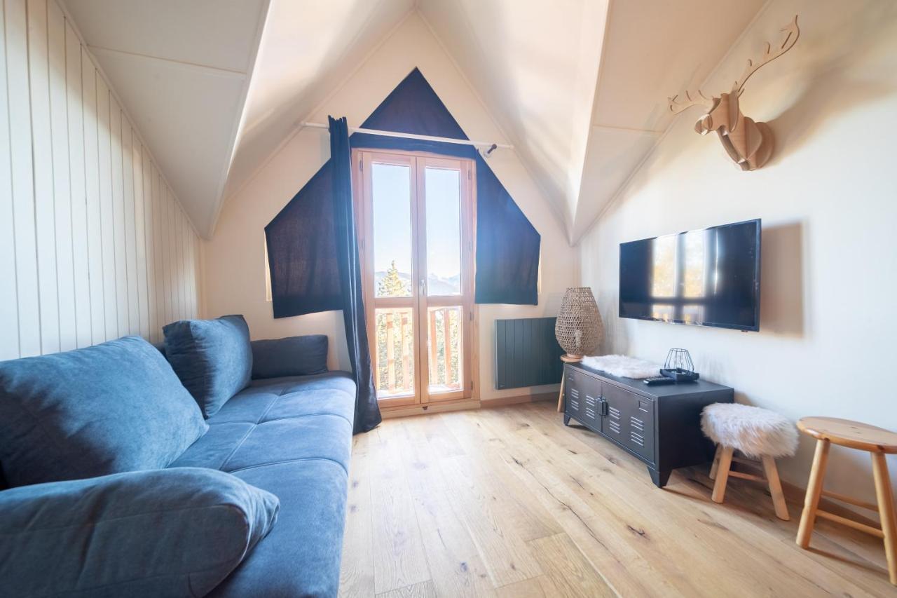 レ・ザングルLe Cerf - Duplex Avec Superbe Vue Montagneアパートメント エクステリア 写真